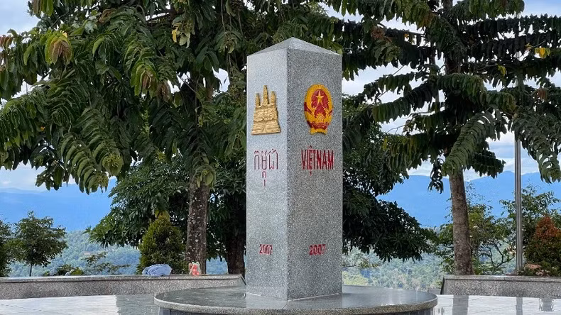 “Indochina junction” continues to attract visitors