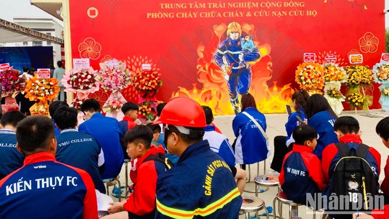 Students experience at the centre