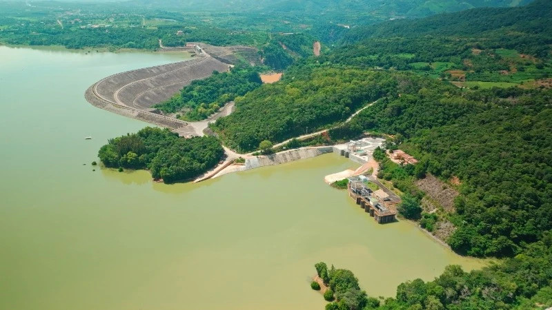 EU, France to continue support for Viet Nam’s green energy transition