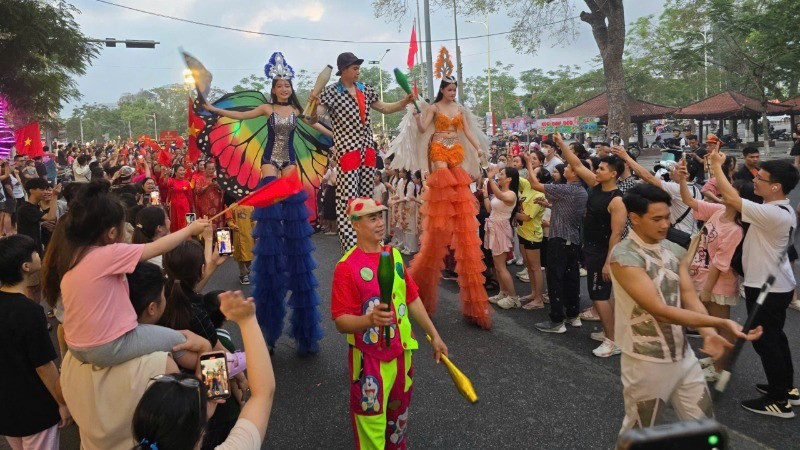 Hai Phong shines with traditional colours at 2025 Open Puppet Festival