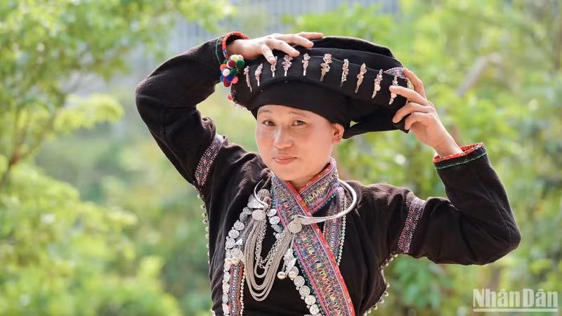 Lao ethnic women in traditional attire.