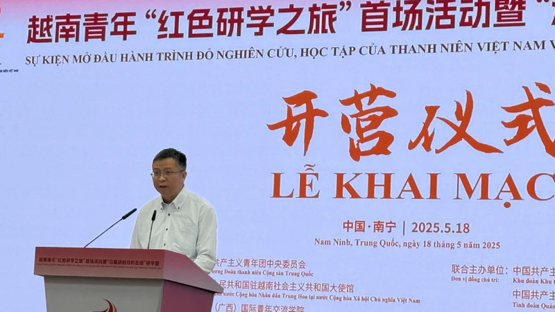 Ambassador Pham Thanh Binh delivers at the event. (Photo provided by the Vietnamese Embassy in China)