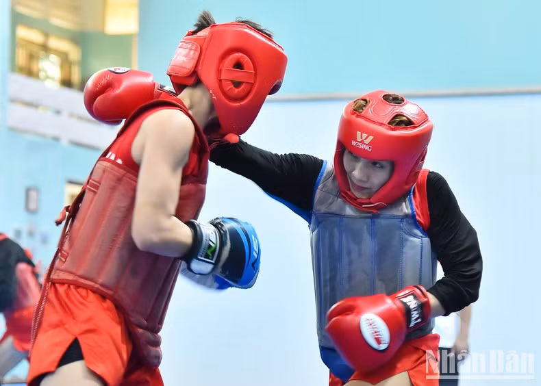 Under the technical guidance of Cambodian experts. The team has a better grasp of the rules, and intensive training on movements, to achieve high efficiency in competition.