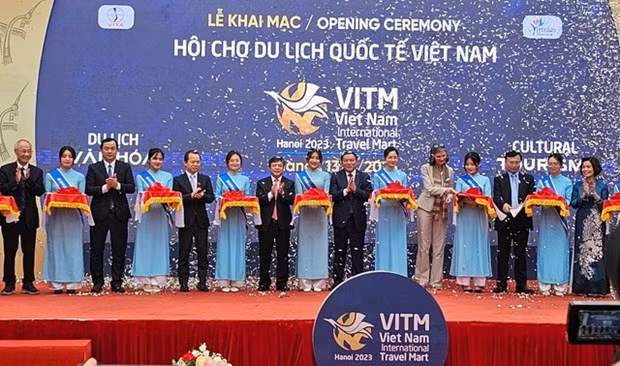 At the opening of the fair (Photo: VGP)