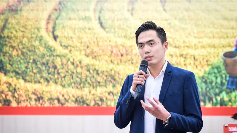Nguyen Huy, General Director of Phygital Labs.