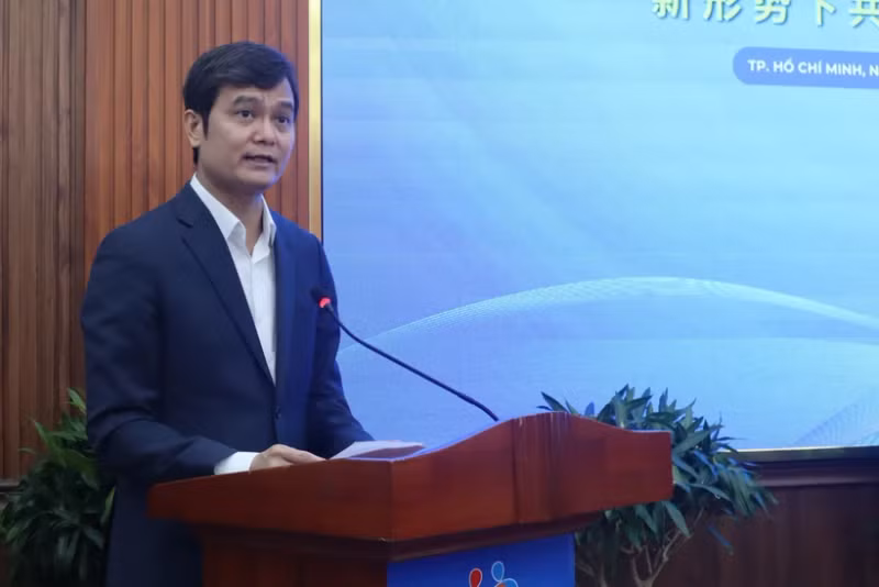 First Secretary of the HCYU Central Committee Bui Quang Huy speaks at the seminar on April 16. (Photo: VNA)