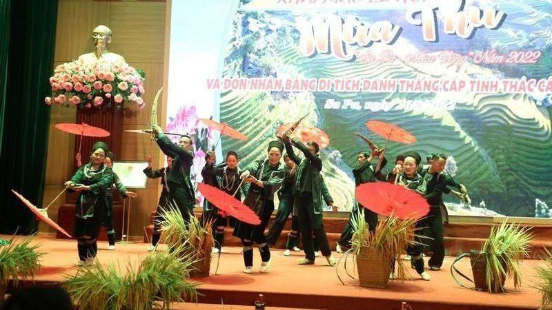 A performance at Sa Pa Autumn Festival 2022