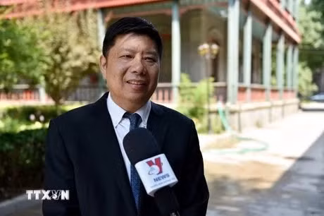 Chinese scholar commends Vietnamese PM's role in world economy