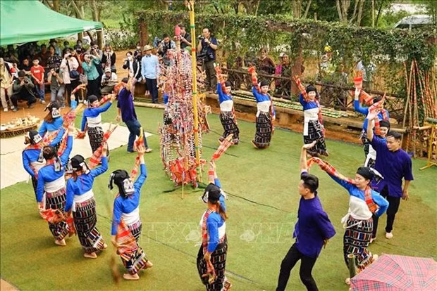 The photos to be displayed from November 22 to 26 depict vivid, authentic, and precious moments. (Illustrative photo - Source: VNA)