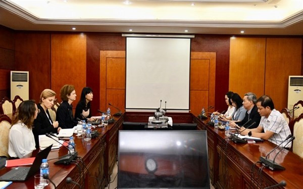 At the meeting (Photo: voc.org.vn)