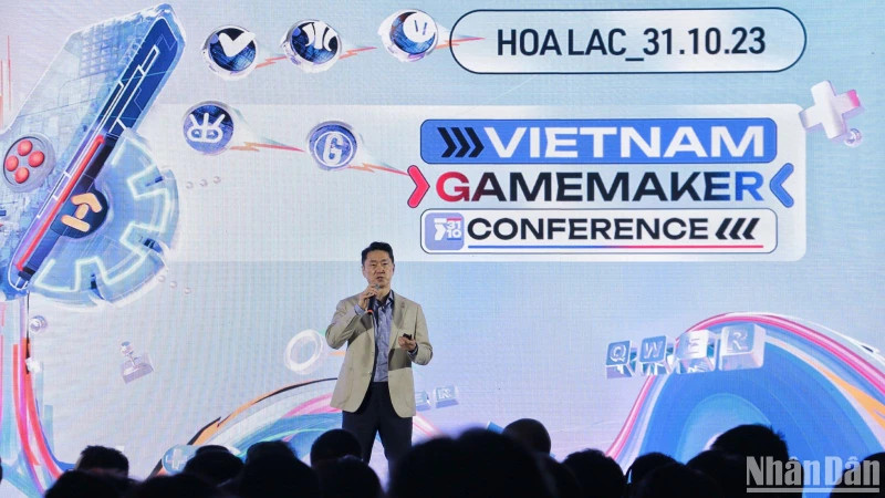 Representatives of some game development businesses shared about the opportunities and challenges of investing in the gaming industry in Vietnam. (Photo: HA NAM)