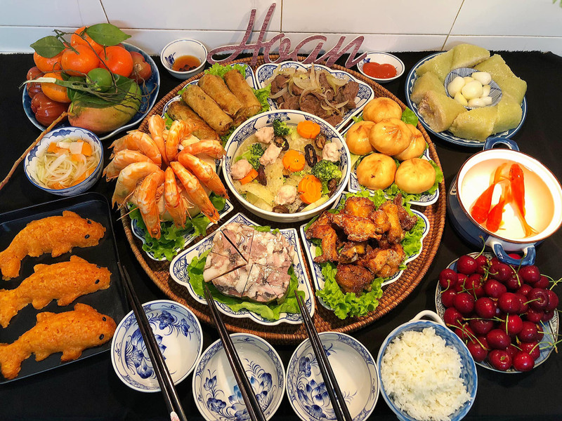 A tray of offerings to worship of Kitchen Gods (Photo: Vietnamnet)