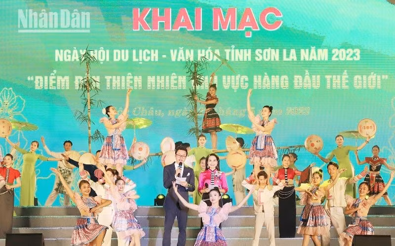 A performance at the opening ceremony 