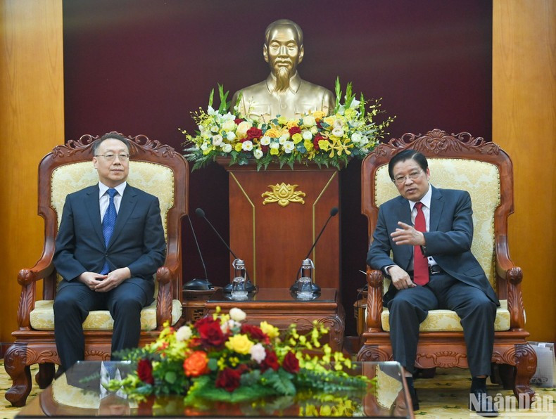 At the meeting held in Hanoi on November 30 (Photo: NDO)