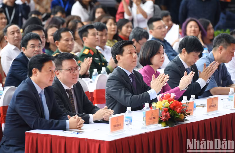 National Press Festival wraps up ảnh 1