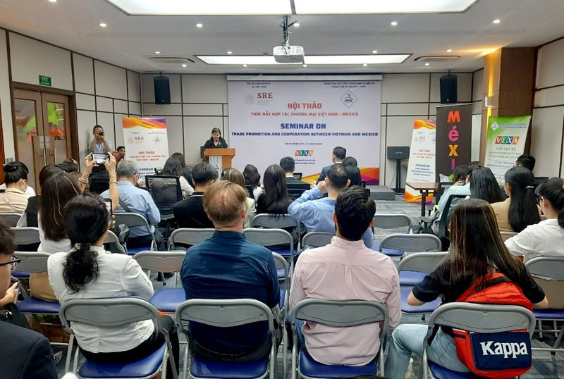At the event (Photo: congthuong.vn)