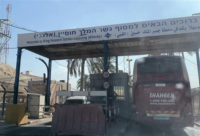 Allenby Bridge border gate along Israel-Jordan borderline (Photo: VNA)