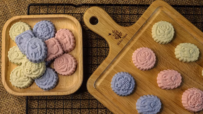 Phuc Linh cake: A traditional dessert from central Vietnam