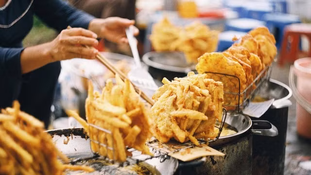 Sweet potato, banana and corn fritters: Hanoi's fried winter treats
