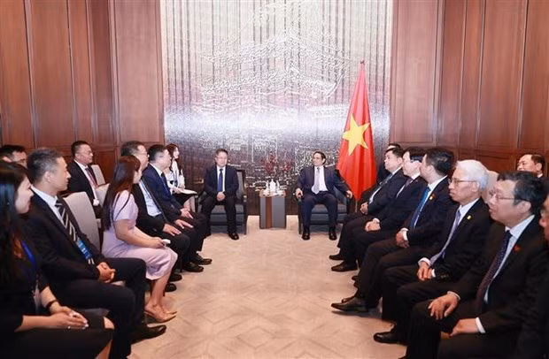 PM calls for more Chinese investments ảnh 1