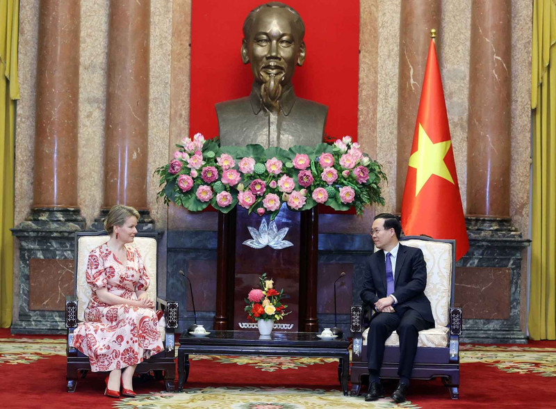 President Vo Van Thuong (R) and Queen Mathilde of Belgium, who is on a visit to Vietnam in her capacity as Honorary President of UNICEF Belgium. (Photo: VNA)