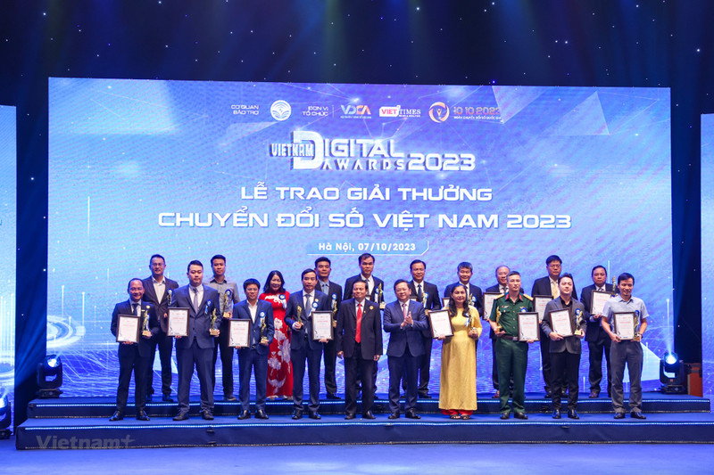 At the awarding ceremony of the Vietnam Digital Awards 2023. (Photo: VNA)