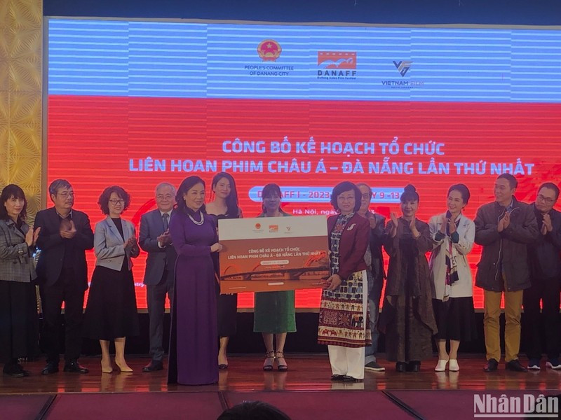 At the announcement ceremony of the Da Nang International Film Festival