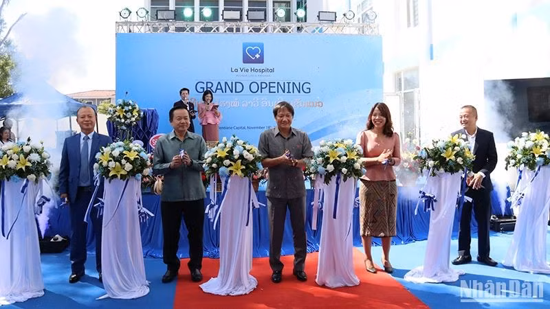 At the inauguration ceremony (Photo: NDO)