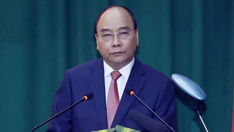 Party Central Committee agrees to let Nguyen Xuan Phuc cease holding posts (Photo: VNA)