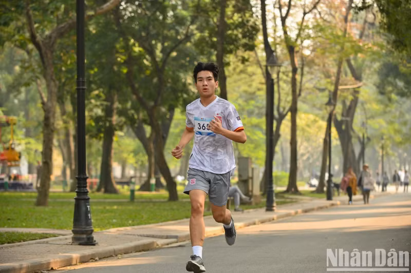 Themed ‘For a peaceful world’, the run aims to encourage sporting activities for better health while promoting friendship and cultural exchanges among youths.