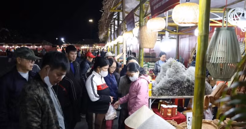 A booth at the "Proud of Vietnamese Agricultural Products" programme (Photo: VNA)