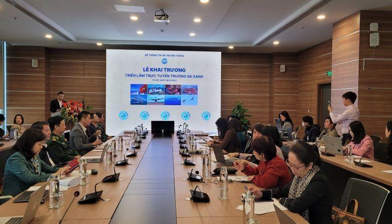 The Ministry of Information and Communications organised a ceremony, on December 8, to launch the digital exhibition platform on Vietnam's sovereignty over sea and islands named "Truong Sa Xanh".