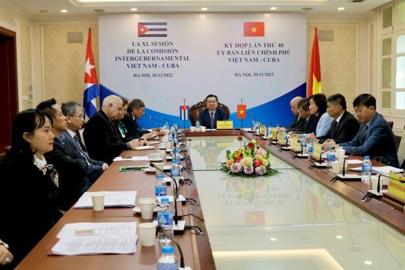 At the meeting (Photo: nhandan.vn)