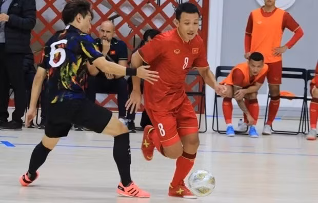 Vietnam finishes first in Group D, followed by the RoK, advancing to the final round of the 2024 AFC Futsal Asian Cup (Photo: VFF)
