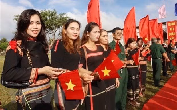 People attend the great national solidarity festival held in the Central Highlands province of Dak Lak last year. (Photo: VNA)