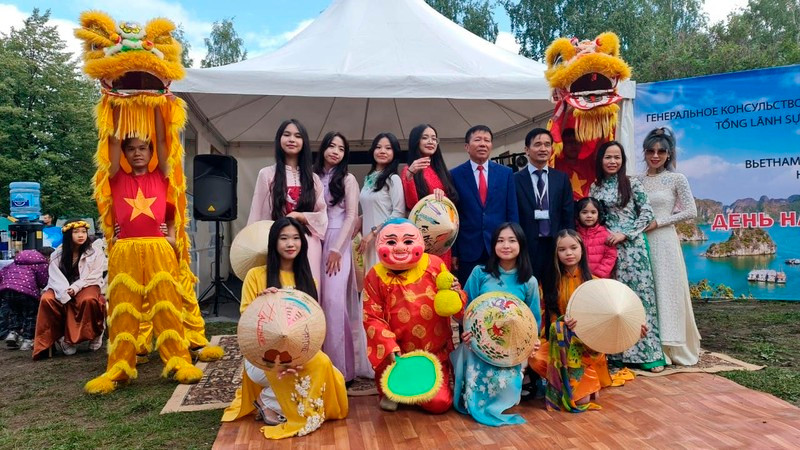 Vietnam's booth at the festival of ethnic groups in the Ural region.