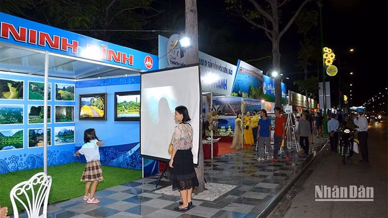 Binh Thuan: Vietnam Sea and Island Cultural Heritage Exhibition opens ảnh 5 Binh Thuan: Vietnam Sea and Island Cultural Heritage Exhibition opens ảnh 5