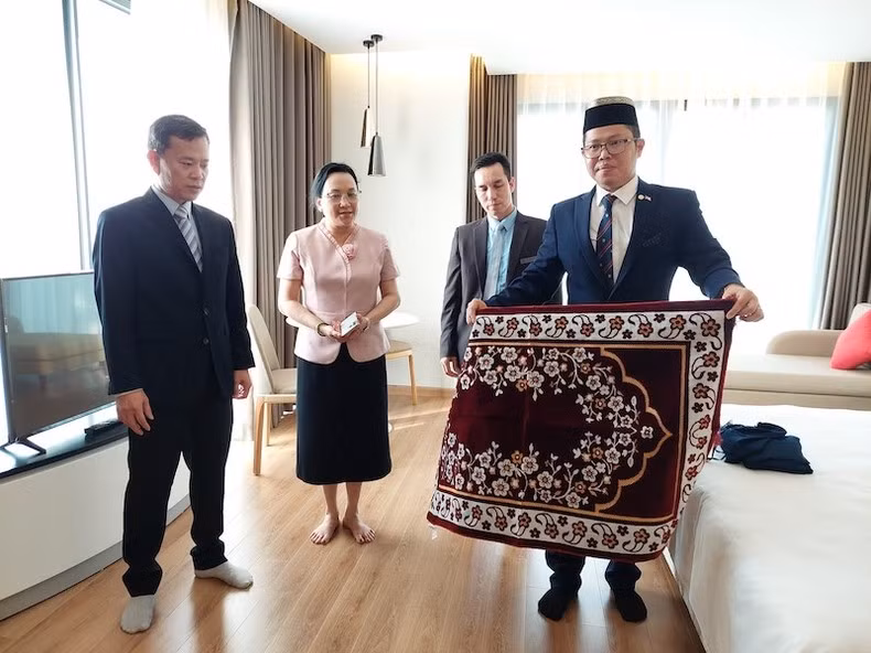 Quang Ninh welcomes Muslim tourists from India ảnh 3 Quang Ninh welcomes Muslim tourists from India ảnh 3