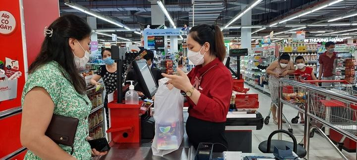 The Vietnamese government is doing its best to control inflation in favour of enterprises and people