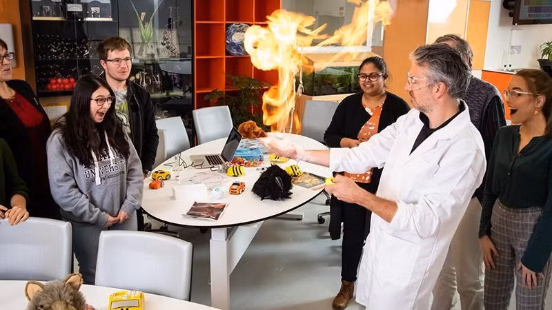 Secondary Science Teaching at Deakin University.