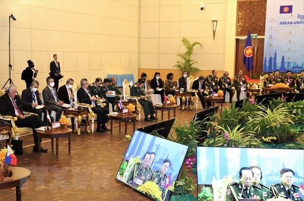 At the ASEAN - US defence ministers’ meeting (Photo: VNA)