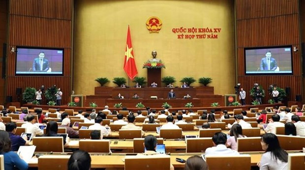 A discussion at the NA fifth session (Photo: VNA)