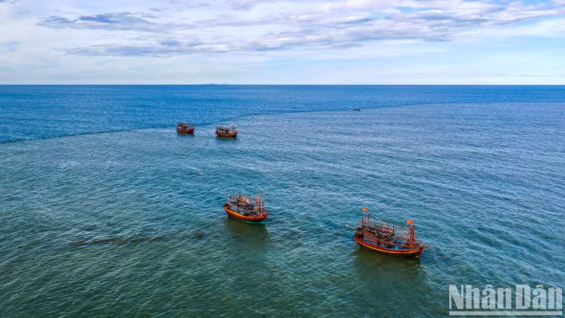 The beauty of Cua Tung Beach. The beauty of Cua Tung Beach.