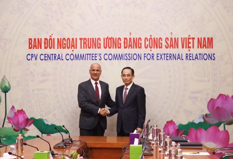 At the talks (Photo: VNA)