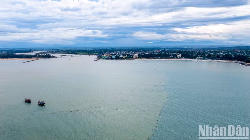 Panorama of Cua Tung Beach seen from above. Panorama of Cua Tung Beach seen from above.