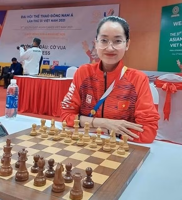WGM Vo Thi Kim Phung seen at the 31st SEA Games in Vietnam in May. She pockets a bronze medal from the Asian Continental Chess Championship in New Delhi, India. Photo sggp.org.vn