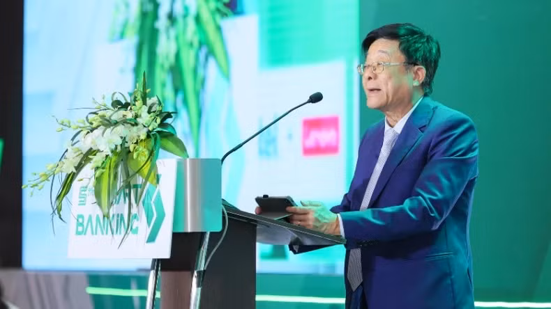 Nguyen Quoc Hung, Vice Chairman and General Secretary of the Vietnam Banks’ Association Nguyen Quoc Hung, Vice Chairman and General Secretary of the Vietnam Banks’ Association