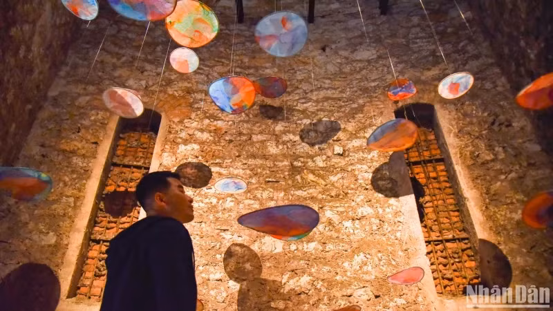 Hanoi Creative Design Festival 2023 attracts a large number of visitors. 