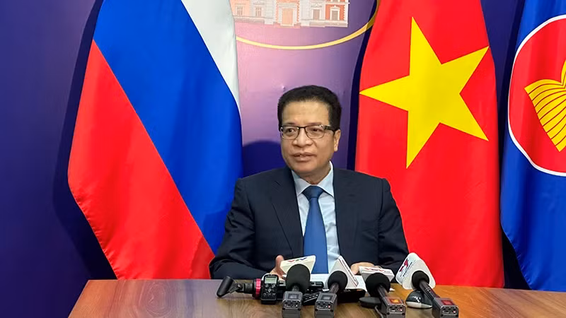 Vietnamese Ambassador to Russia Dang Minh Khoi