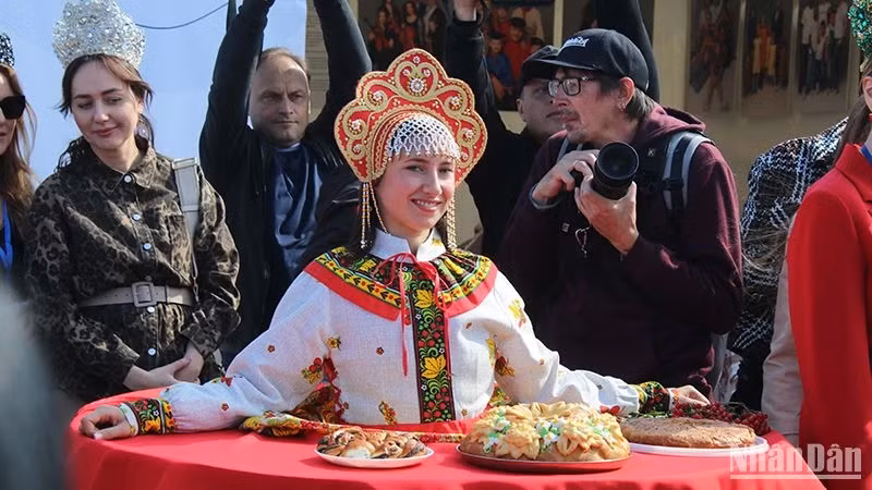 The traditional dishes introduced at the Festival of the Peoples of the Central Urals in Russia.